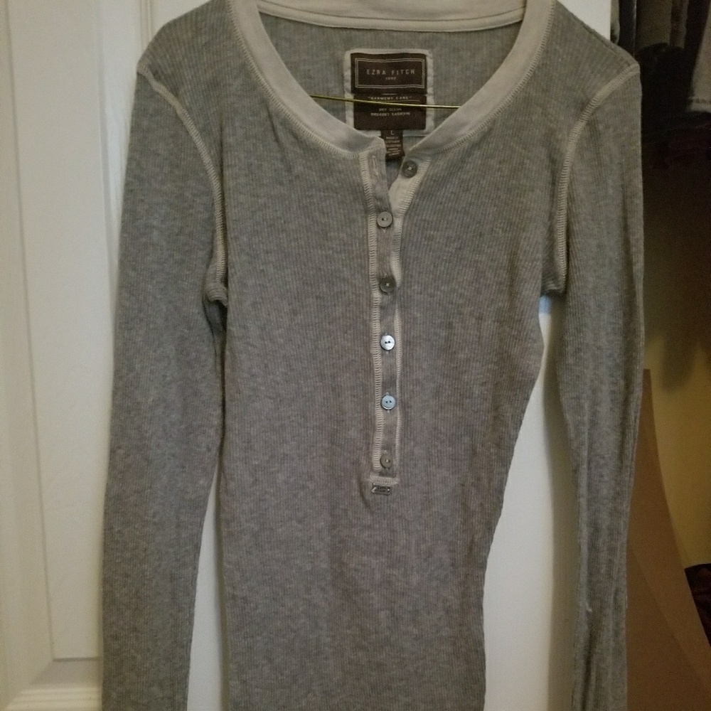 Ezra Fitch top